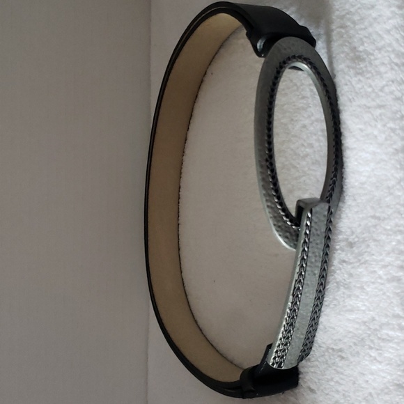 Chico's | Women's Black Adjustable Leather Metal Closure Sz M/L - Picture 7 of 7